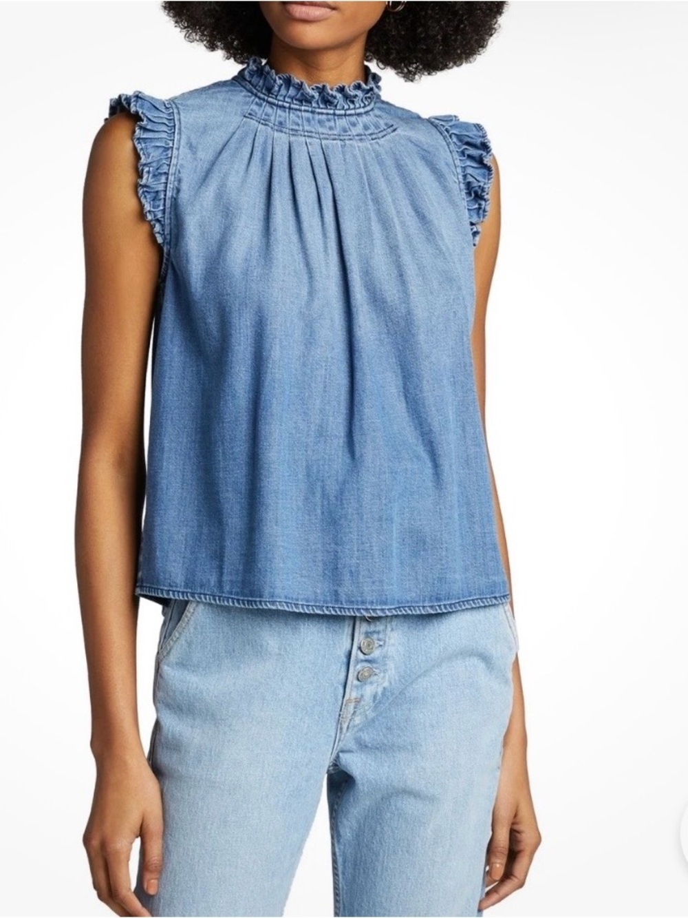 Frame Ruffle Denim Sleeveless Top in Joanie XS